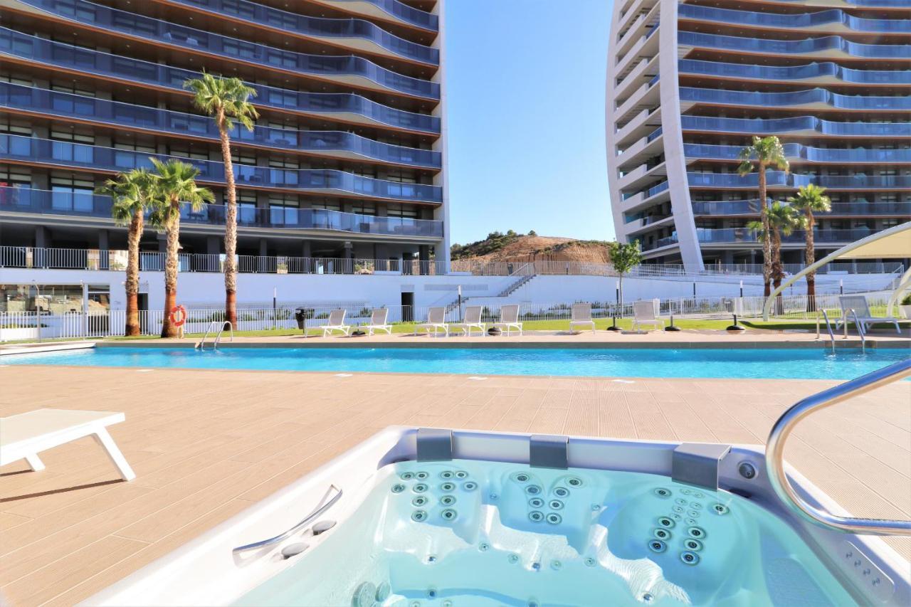 Sunset Waves Deluxe Apartments Poniente Beach Resort Benidorm Kültér fotó
