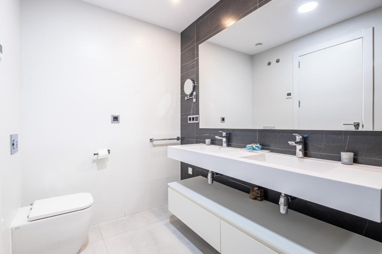 Sunset Waves Deluxe Apartments Poniente Beach Resort Benidorm Kültér fotó