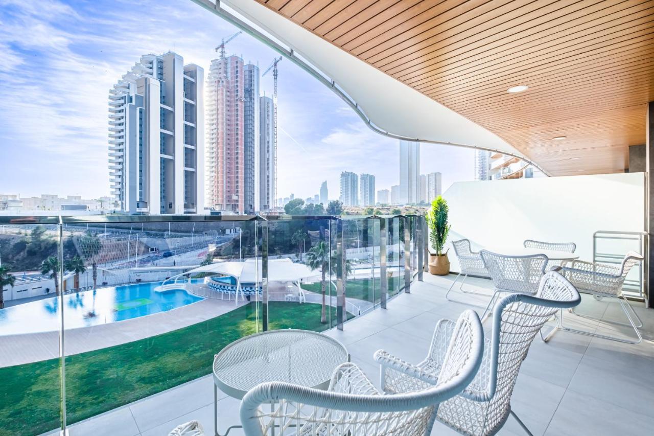 Sunset Waves Deluxe Apartments Poniente Beach Resort Benidorm Kültér fotó